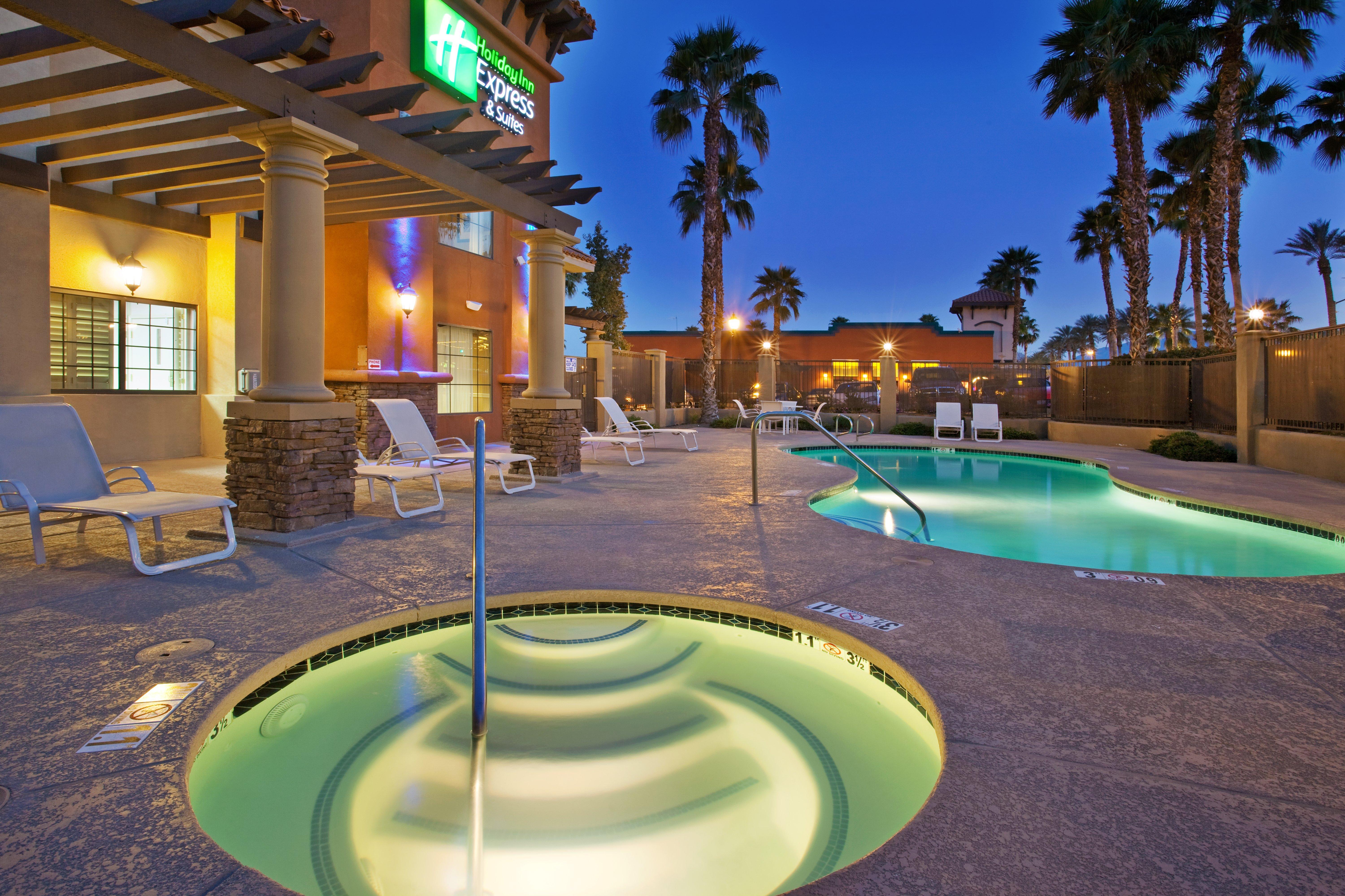 Holiday Inn Express & Suites Rancho Mirage - Palm Spgs Area, An Ihg Hotel Экстерьер фото